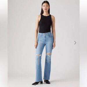 Levi’s 726 High Rise Flare Jeans in Let’s Talk Light Wash size 30